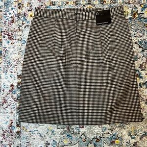 BANANA REPUBLIC Plaid Mini skirt NWT